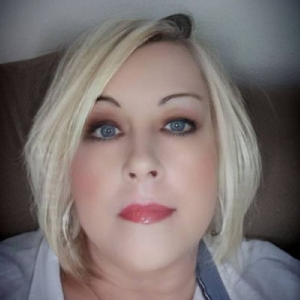 Meet your Posher, Janet